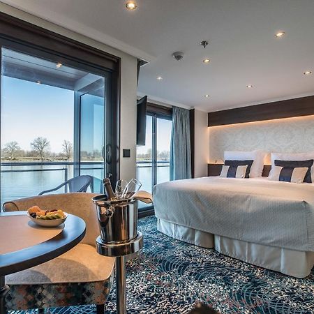 Viva Riverside 4 Koeln Dış mekan fotoğraf